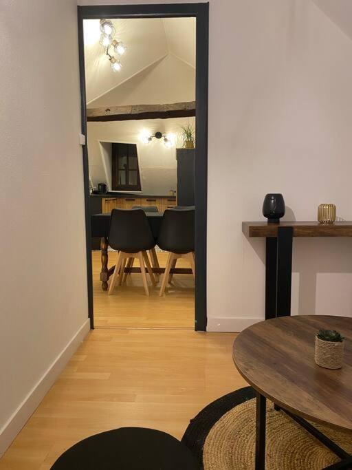 Du Conte Even Apartment